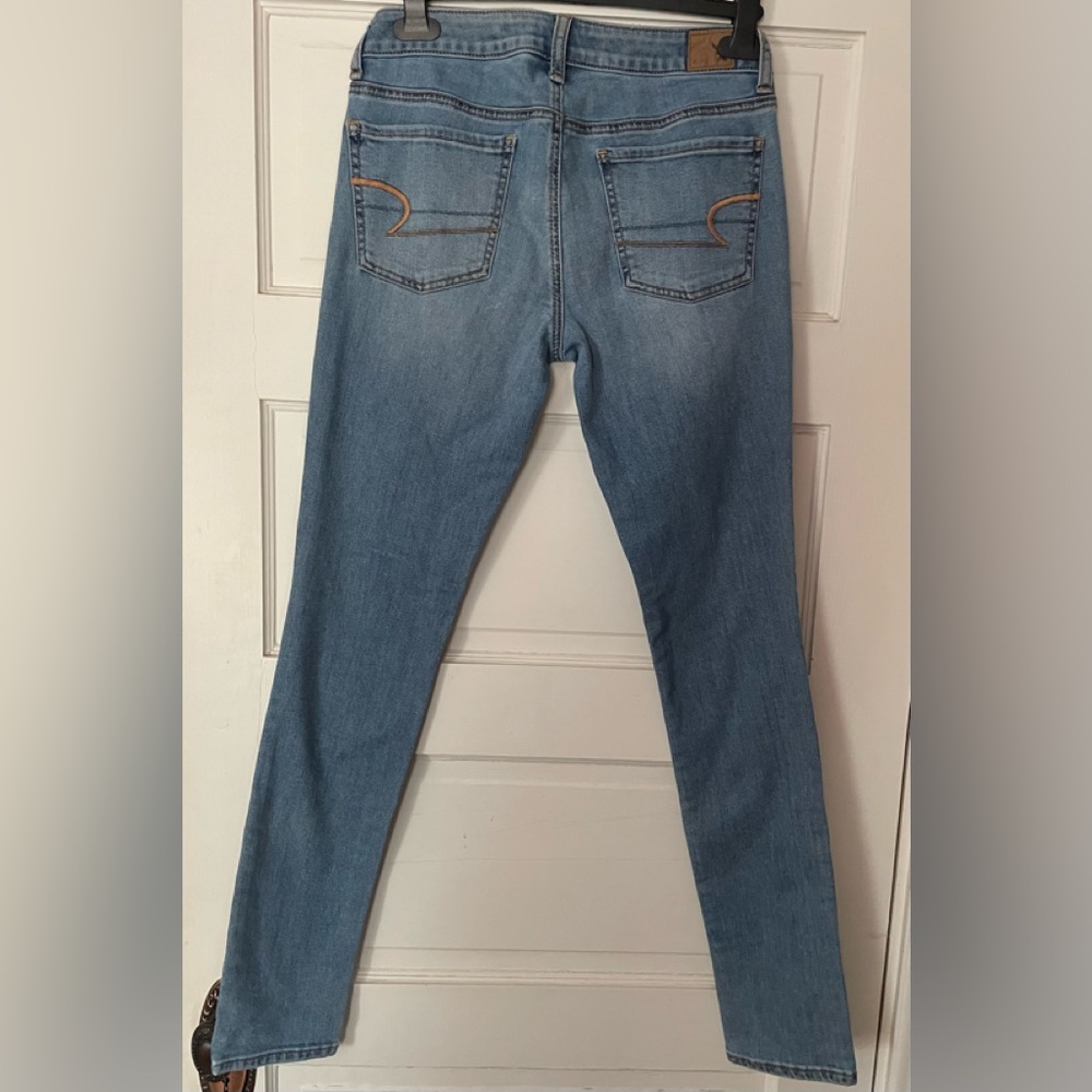 American Eagle Women's size 6 Jeggings Jeans
